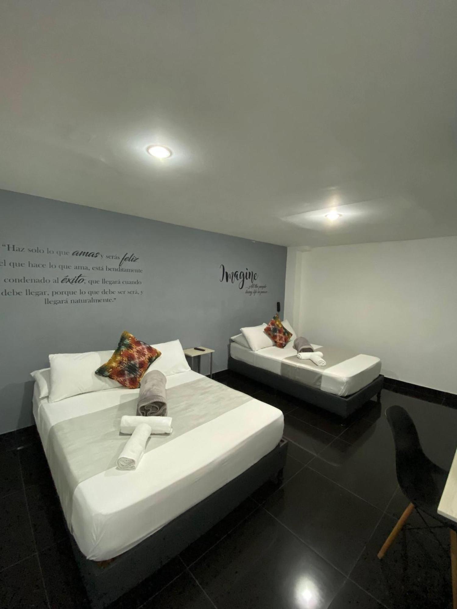 Hotel Aura Μεντεγίν Εξωτερικό φωτογραφία
